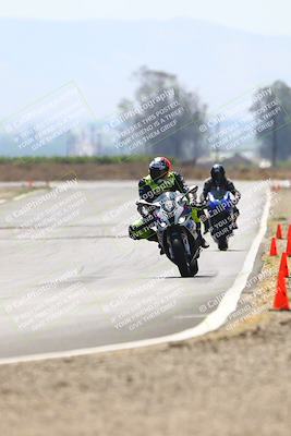 media/Jun-07-2025-TrackDaz (Sat) [[4413525952]]/C Group/240pm (Turn 9)/